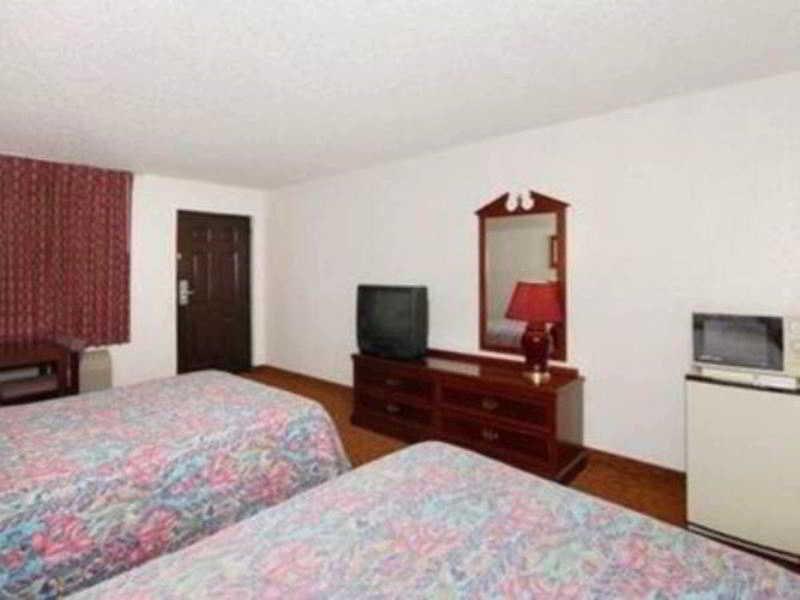 Econo Lodge At Nasa Webster Camera foto